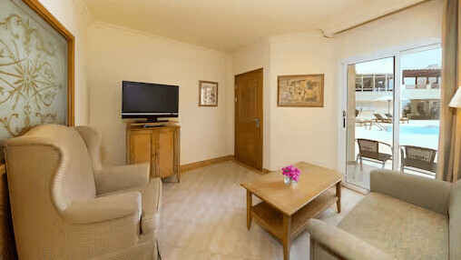 Family Two Bedroom Suite with view 